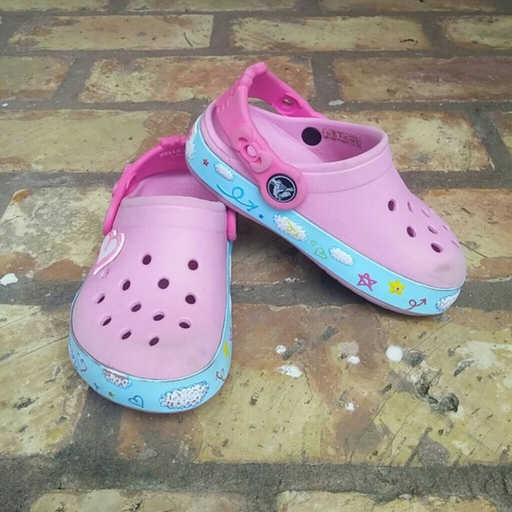 Hello Kitty crocs size 8